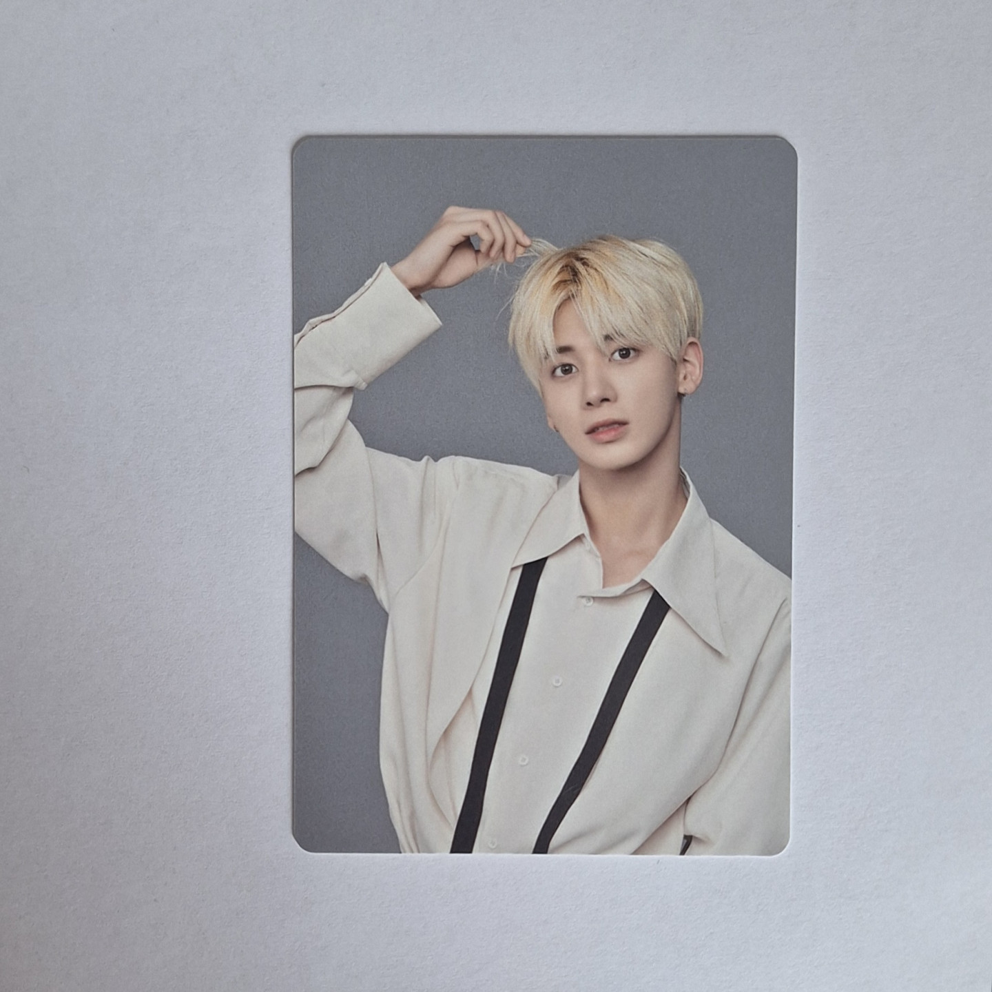 TXT Taehyun - ACT: Boy Seoul photocard ( 9/10 )