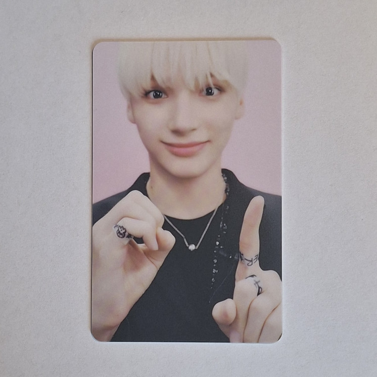 TXT Huening Kai - DICON D'FESTA photocard