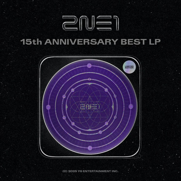 2NE1 - [15th Anniversary Best] LP