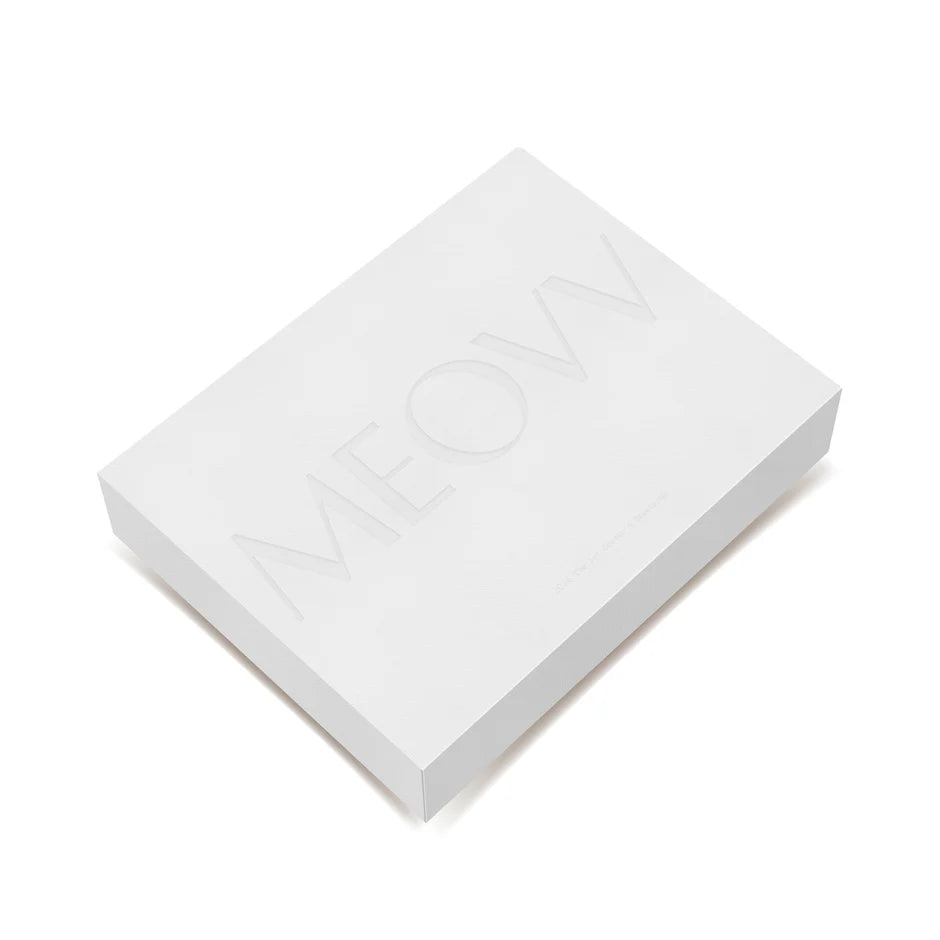 MEOVV - 2026 SEASON'S GREETINGS